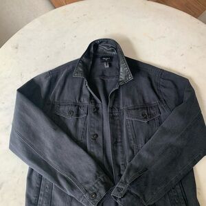 Forever 21 Men's black Denim Jacket